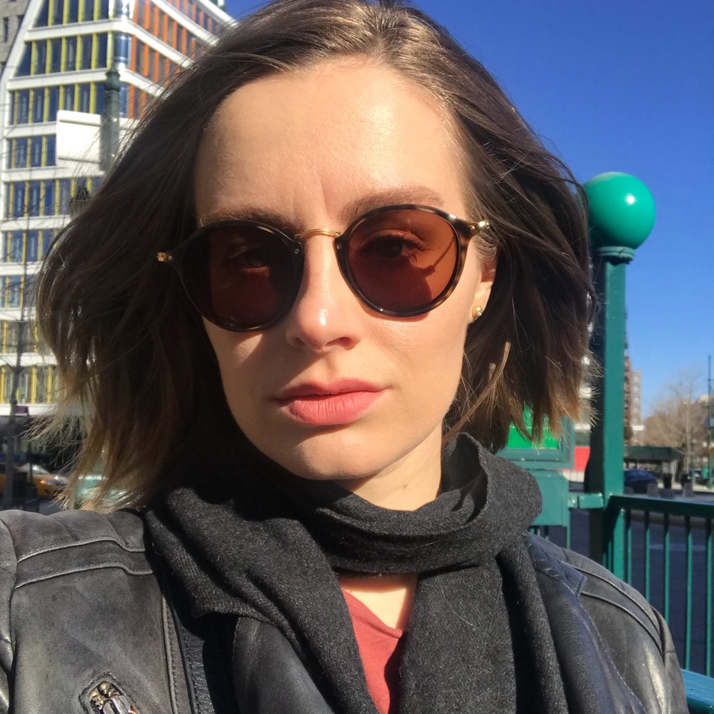 Meet your Posher, Lucy